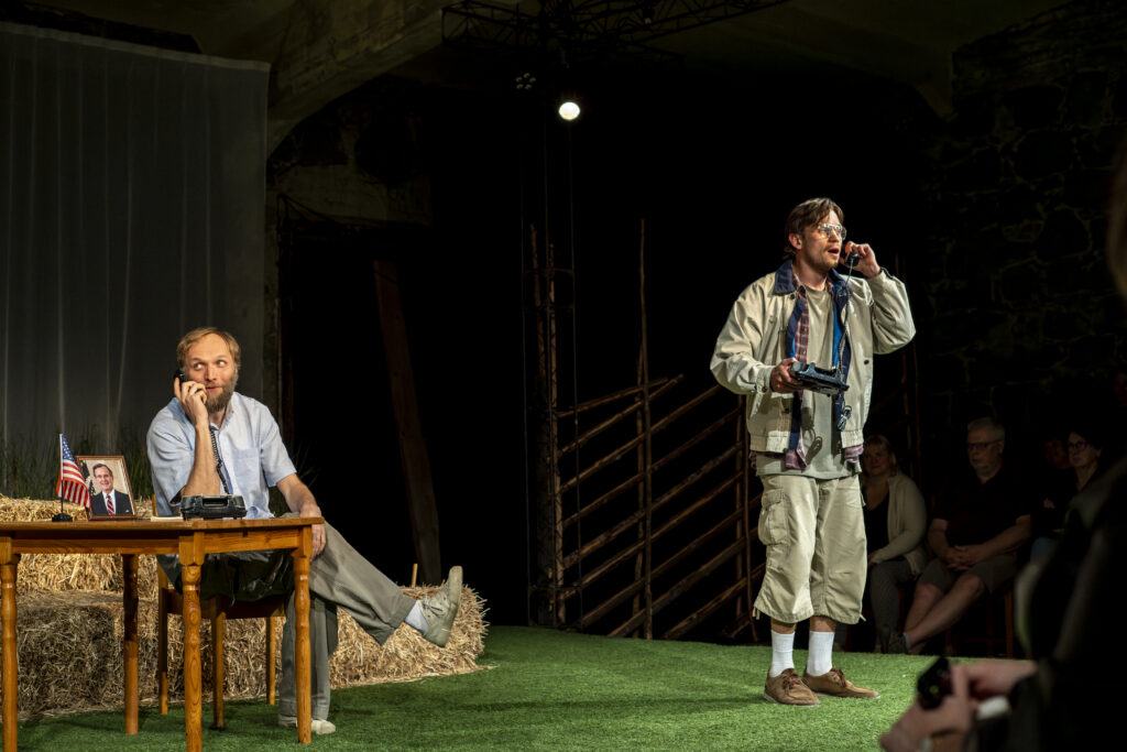 Suveteater “Jänki seiklused Hiiumaal" Viscosa Kultuuritehases – mida teha Hiiumaal ja kuhu minna lastega.