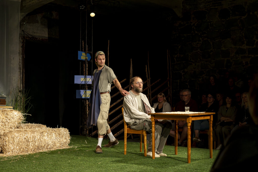 Suveteater “Jänki seiklused Hiiumaal" Viscosa Kultuuritehases – mida teha Hiiumaal ja kuhu minna lastega.