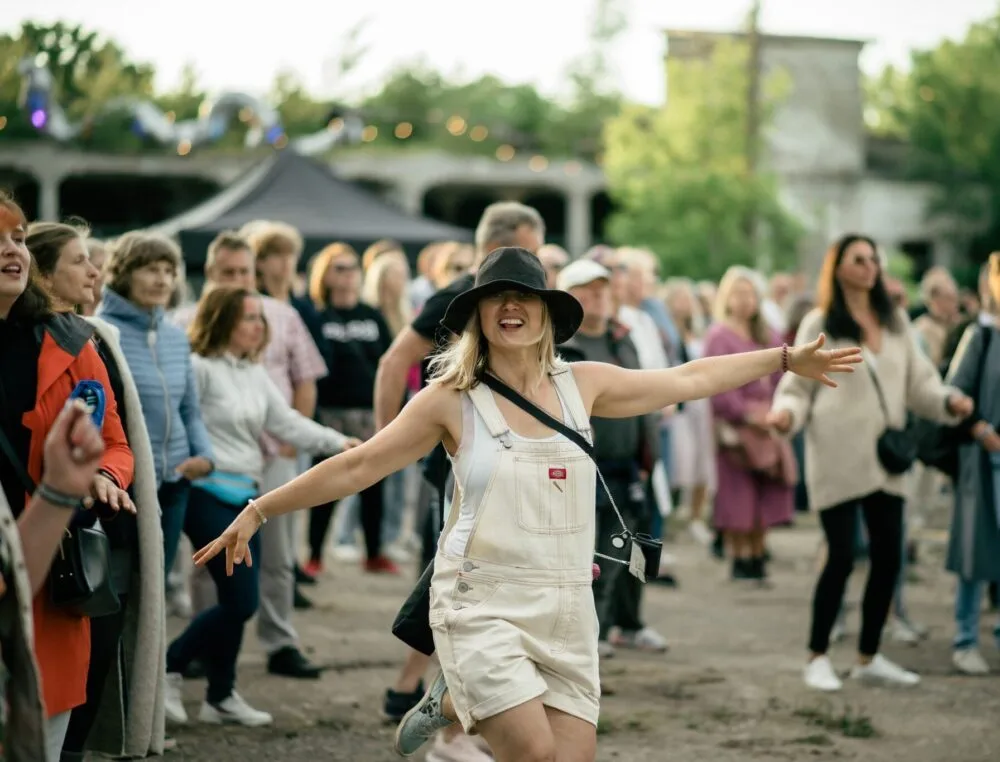 Hiiumaa söögikohad ja Võnge festival Viscosa kultuuritehas. Vaata mida teha Hiiumaal ja kuhu minna lastega